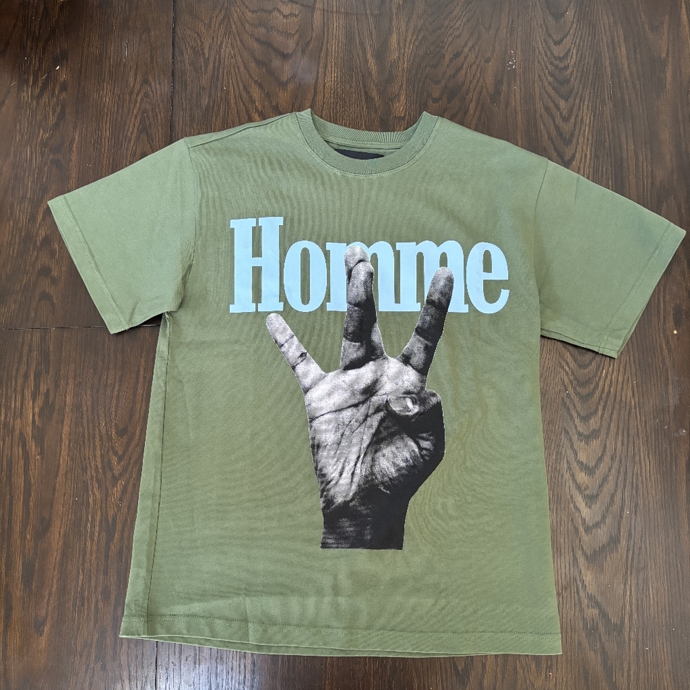 Homme + Femme LA Twisted Fingers Men's T Shirt Size S